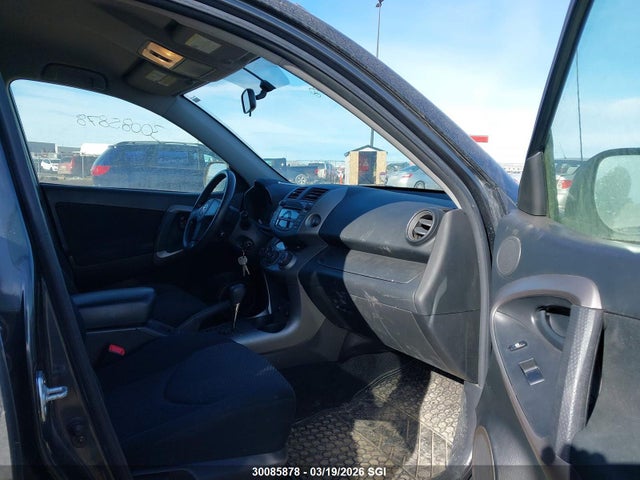 30085878 :رقم المزاد ، JTMBK32V566002409 vin ، 2006 Toyota Rav4 Sport مزاد بيع