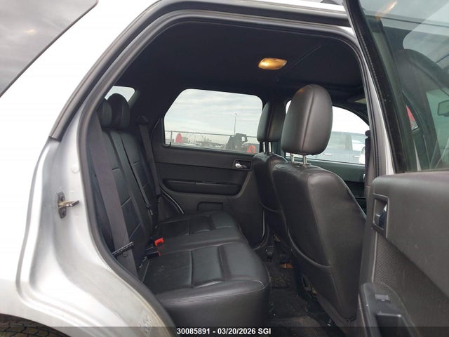 30085891 :رقم المزاد ، 1FMCU9EG9AKC86055 vin ، 2010 Ford Escape Limited مزاد بيع
