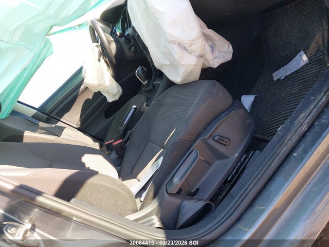 3VWG57AU4KM010554 Volkswagen GOLF S/SE