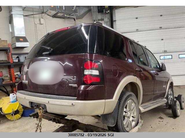 2006 Ford Explorer Eddie Bauer მანქანა იყიდება აუქციონზე, vin: 1FMEU74E96UB40229, აუქციონის ნომერი: 30085782