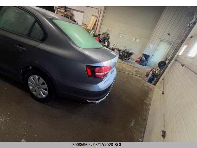 3VW267AJ0GM276092 Volkswagen JETTA S