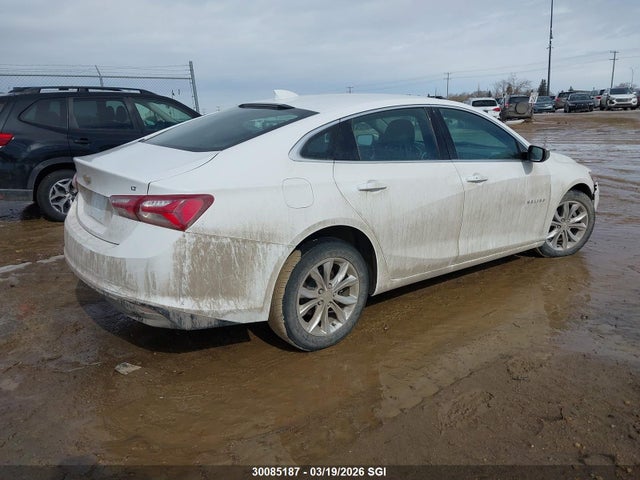 1G1ZD5ST1MF029535 Chevrolet MALIBU LT
