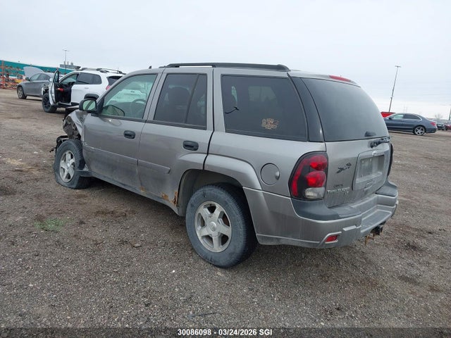30086098 :رقم المزاد ، 1GNDT13S662107862 vin ، 2006 Chevrolet Trailblazer Ls/lt مزاد بيع