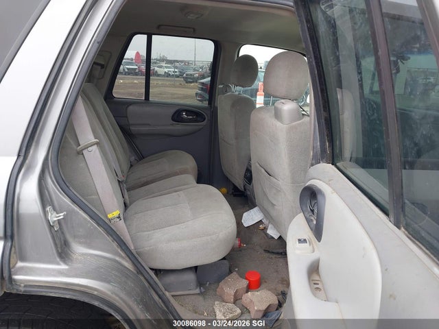 30086098 :رقم المزاد ، 1GNDT13S662107862 vin ، 2006 Chevrolet Trailblazer Ls/lt مزاد بيع