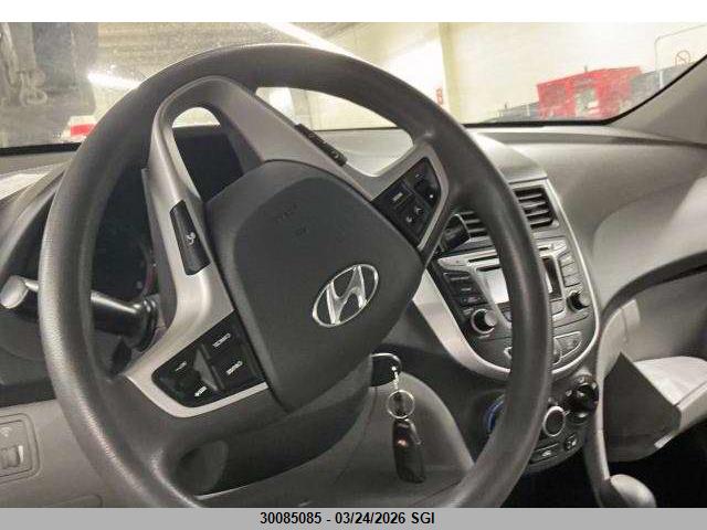 30085085 :رقم المزاد ، KMHCT4AE4EU732715 vin ، 2014 Hyundai Accent Gl مزاد بيع