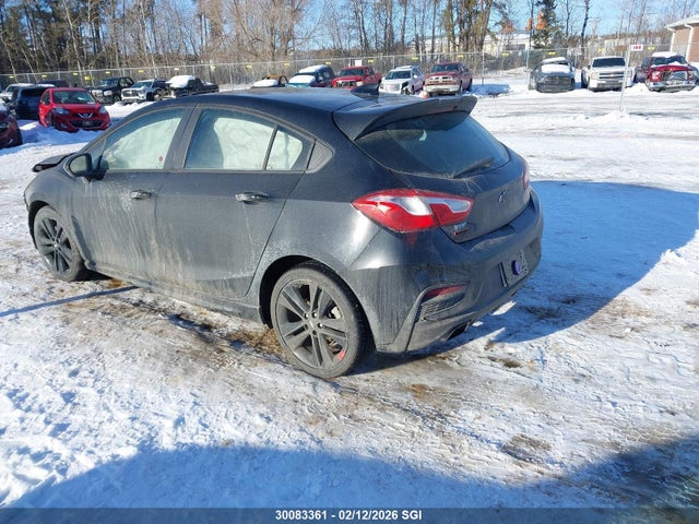 30083361 :رقم المزاد ، 3G1BE6SM0JS651595 vin ، 2018 Chevrolet Cruze Lt مزاد بيع