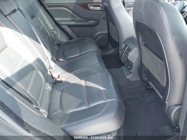 Jaguar F-pace Prestige 2018 SADCK2FX9JA286390 Image 8