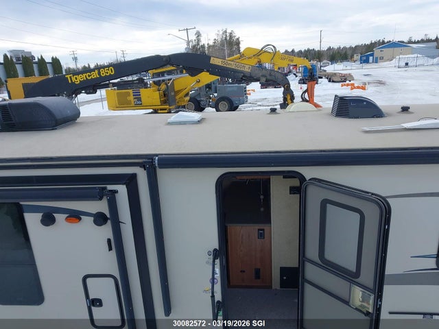 4X4TFLH20G1868422 Forest River Inc. Forest River