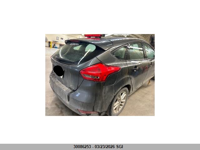 2015 Ford Focus Se მანქანა იყიდება აუქციონზე, vin: 1FADP3K28FL377458, აუქციონის ნომერი: 30086253