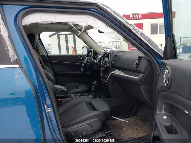 Mini Cooper S Countryman All4 2017 WMZYT5C33H3D81367 Image 5