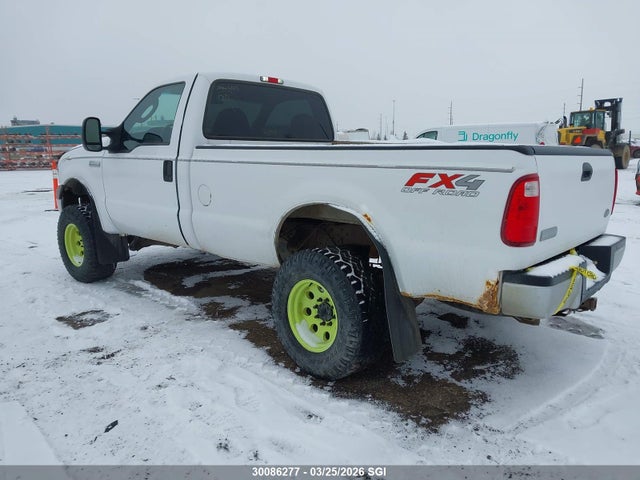 30086277 :رقم المزاد ، 1FTNF21565EC17458 vin ، 2005 Ford F250 Super Duty مزاد بيع