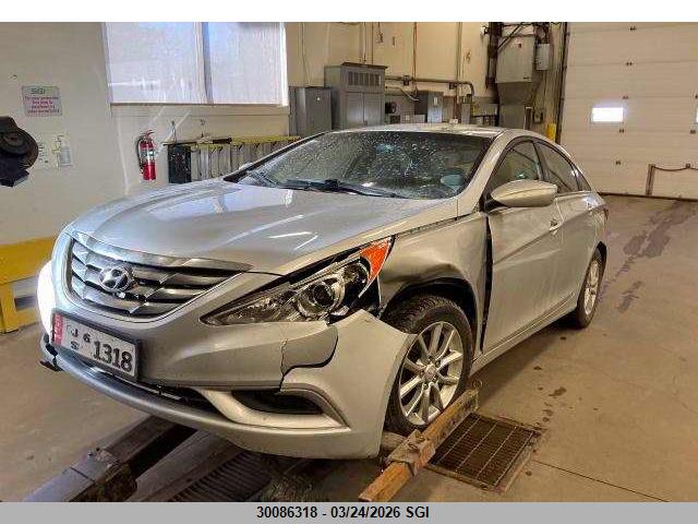 2013 Hyundai Sonata Gls მანქანა იყიდება აუქციონზე, vin: 5NPEB4AC2DH727455, აუქციონის ნომერი: 30086318