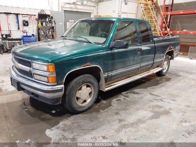 Продажа на аукционе авто 1996 Chevrolet Gmt-400 K1500, vin: 2GCEK19R9T1150978, номер лота: 30085639