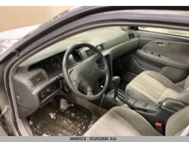 30085572 :رقم المزاد ، JT2BG22K110589844 vin ، 2001 Toyota Camry Ce/le/xle مزاد بيع