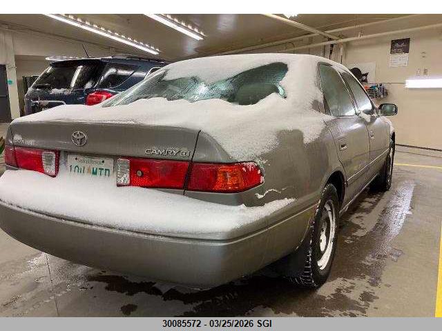 30085572 :رقم المزاد ، JT2BG22K110589844 vin ، 2001 Toyota Camry Ce/le/xle مزاد بيع