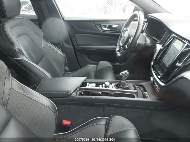 7JRA22TM1KG000741 Volvo S60 T6 R-design