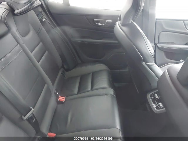 7JRA22TM1KG000741 Volvo S60 T6 R-design