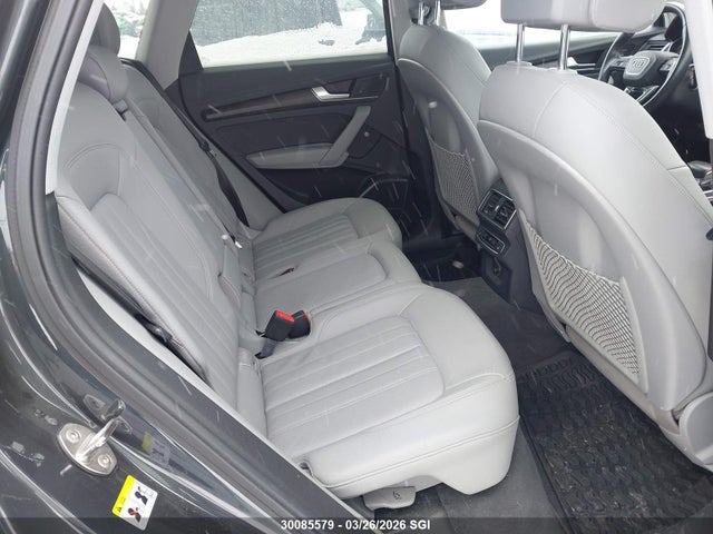 WA1CNAFY1K2037853 Audi Q5 Prestige