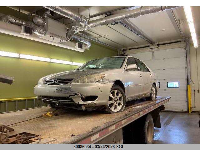 30086534 :رقم المزاد ، 4T1BF30K56U112767 vin ، 2006 Toyota Camry Le/xle/se مزاد بيع