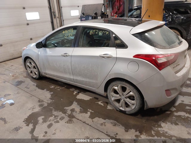 2013 Hyundai Elantra Gt მანქანა იყიდება აუქციონზე, vin: KMHD35LE0DU032146, აუქციონის ნომერი: 30086478