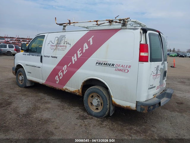 30086545 :رقم المزاد ، 1GCGG25VX61158570 vin ، 2006 Chevrolet Express G2500 مزاد بيع