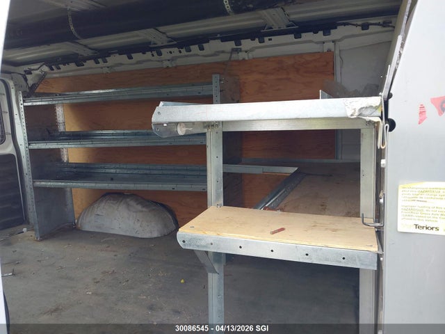 30086545 :رقم المزاد ، 1GCGG25VX61158570 vin ، 2006 Chevrolet Express G2500 مزاد بيع