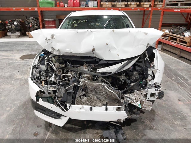 30086548 :رقم المزاد ، 2HGFC2E5XHH015003 vin ، 2017 Honda Civic Lx مزاد بيع