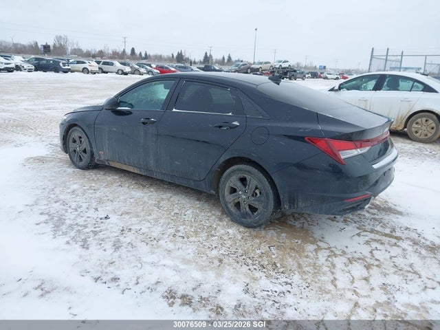KMHLM4AG5PU390242 Hyundai ELANTRA SEL