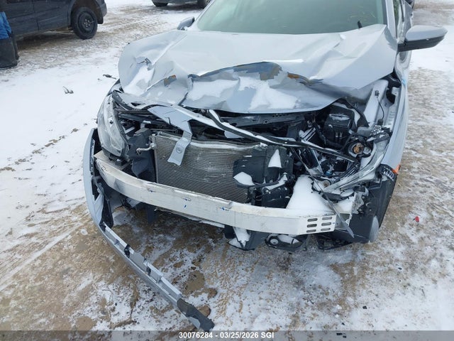 30076284 :رقم المزاد ، 2HGFC2F59JH030886 vin ، 2018 Honda Civic Lx مزاد بيع