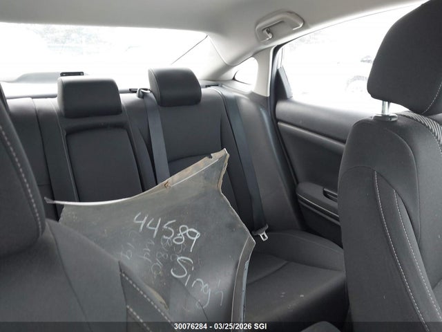 30076284 :رقم المزاد ، 2HGFC2F59JH030886 vin ، 2018 Honda Civic Lx مزاد بيع