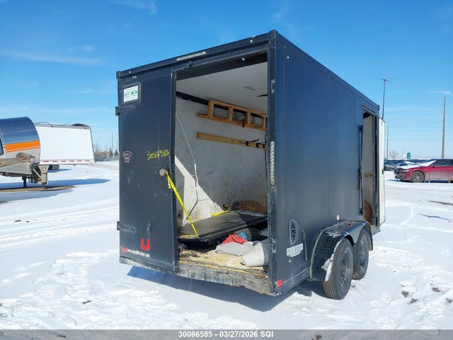52LBE142XNE086904 Stealth Trailers Nomad