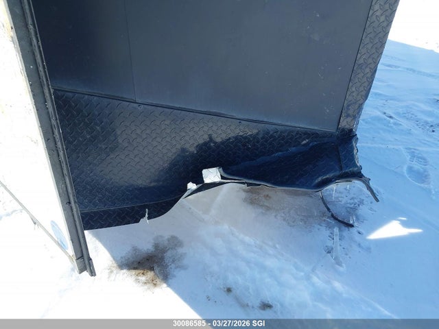52LBE142XNE086904 Stealth Trailers Nomad