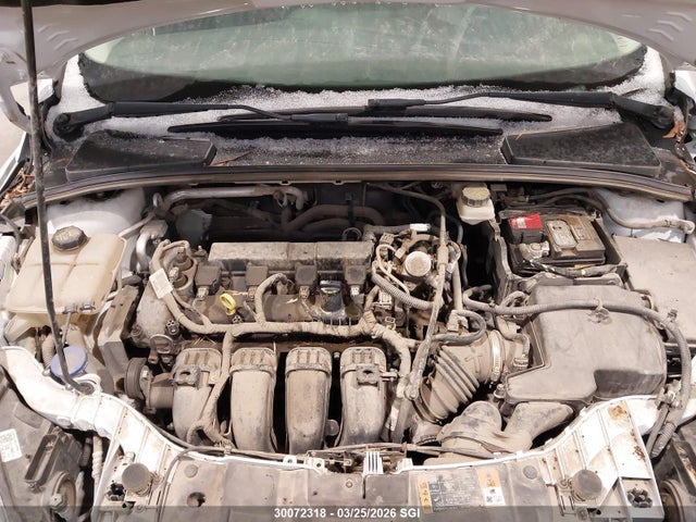 1FADP3K22HL273518 Ford FOCUS SE