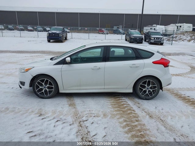 1FADP3K22HL273518 Ford FOCUS SE