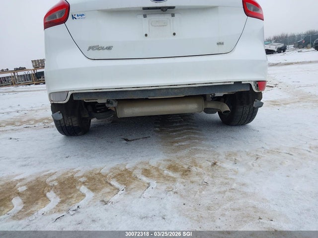 1FADP3K22HL273518 Ford FOCUS SE