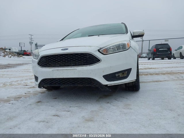 1FADP3K22HL273518 Ford FOCUS SE