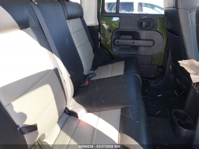 30084226 :رقم المزاد ، 1J4GA59108L607413 vin ، 2008 Jeep Wrangler Unlimited Sahara مزاد بيع