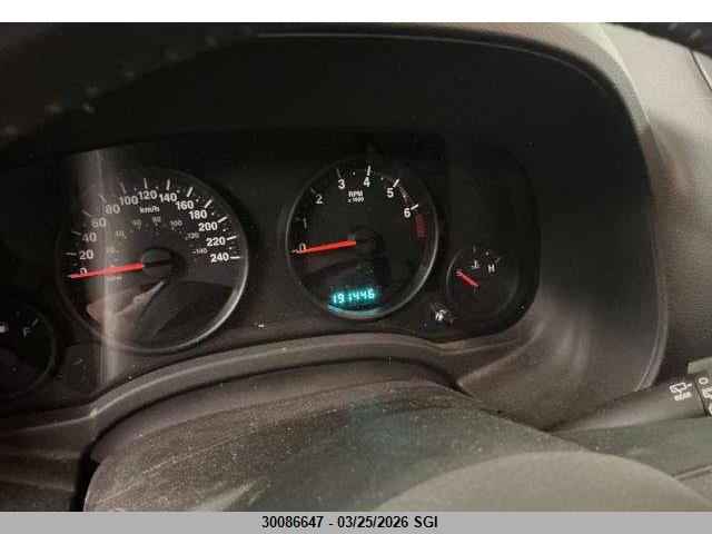 30086647 :رقم المزاد ، 1J4NF4FB2BD234828 vin ، 2011 Jeep Compass مزاد بيع