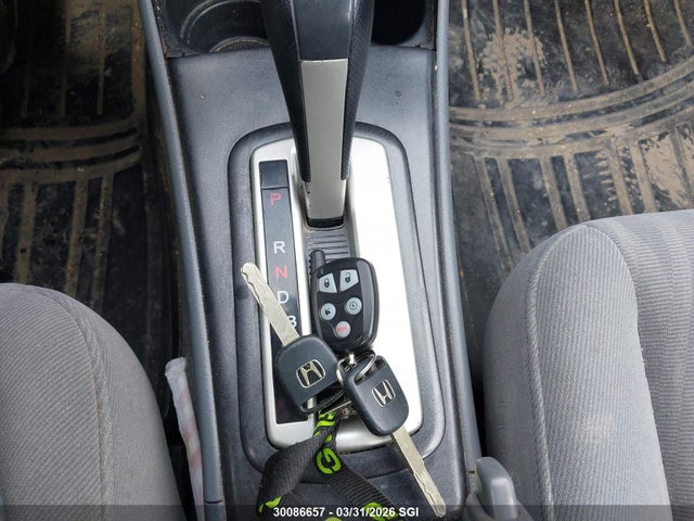 30086657 :رقم المزاد ، 2HGES16645H029412 vin ، 2005 Honda Civic Lx مزاد بيع