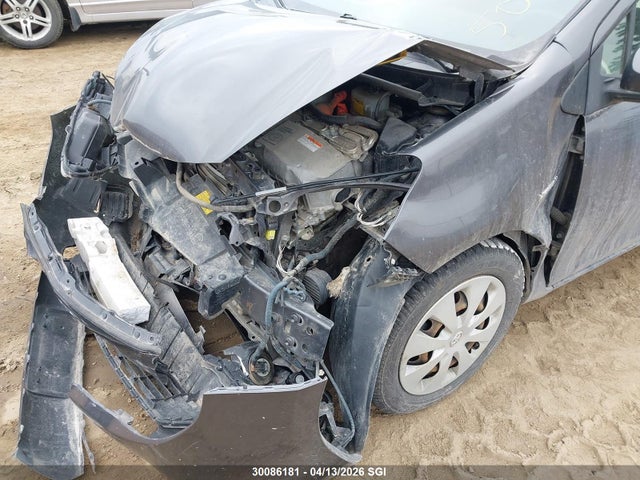 30086181 :رقم المزاد ، JTDKDTB34C1506760 vin ، 2012 Toyota Prius C مزاد بيع