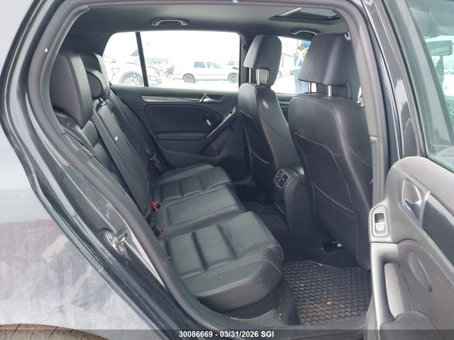 30086669 :رقم المزاد ، WVWHV9AJ4AW063116 vin ، 2010 Volkswagen Gti مزاد بيع