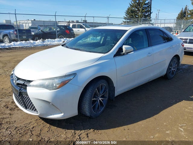 2016 Toyota Camry Le/xle/se/xse მანქანა იყიდება აუქციონზე, vin: 4T1BF1FK0GU588406, აუქციონის ნომერი: 30086677