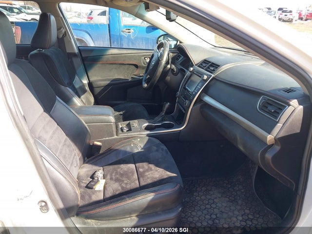 2016 Toyota Camry Le/xle/se/xse მანქანა იყიდება აუქციონზე, vin: 4T1BF1FK0GU588406, აუქციონის ნომერი: 30086677