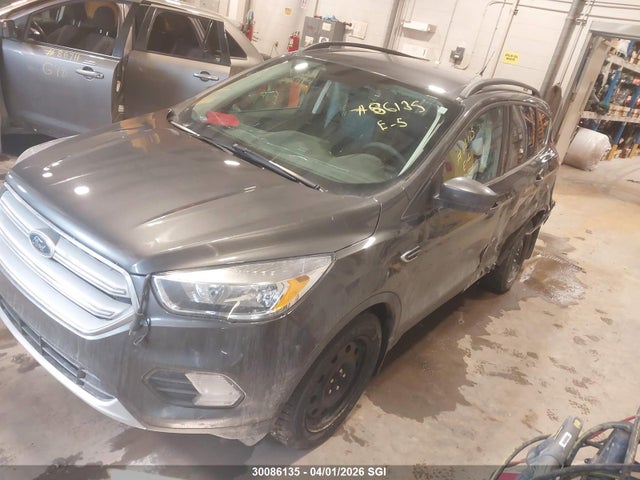 1FMCU9GD8JUD45541 Ford ESCAPE SE