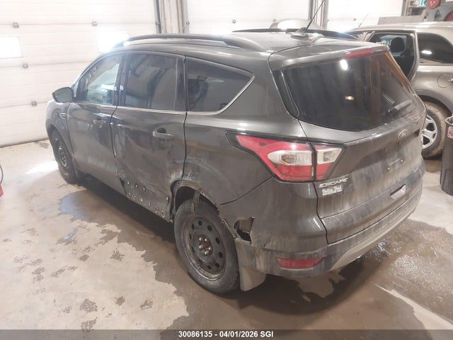 1FMCU9GD8JUD45541 Ford ESCAPE SE
