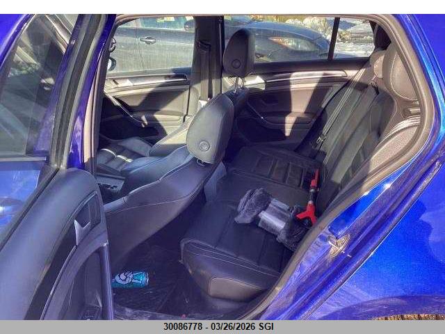 WVWVF7AU4HW007847 Volkswagen Golf R