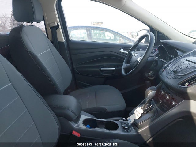 1FMCU9GX9FUB85073 Ford ESCAPE SE