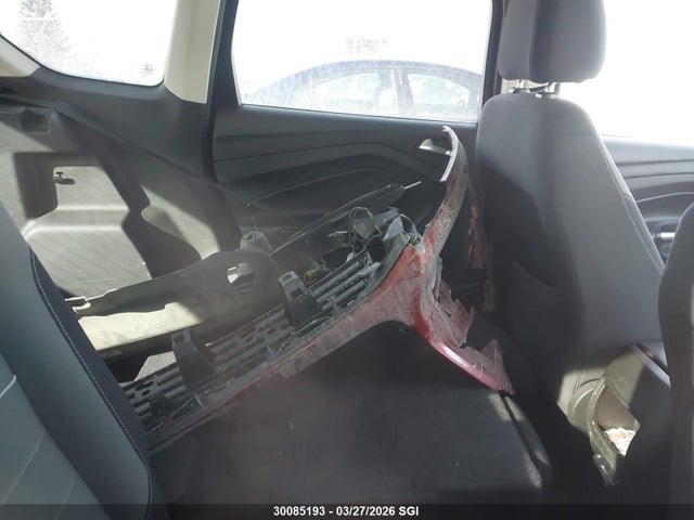 1FMCU9GX9FUB85073 Ford ESCAPE SE