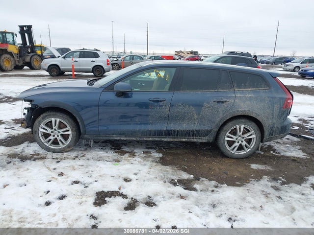 YV4102WK8M1069394 Volvo V60 Cross Country T5