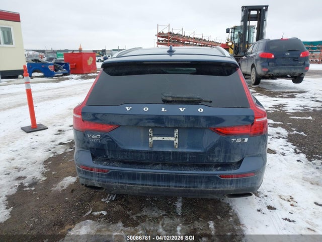 YV4102WK8M1069394 Volvo V60 Cross Country T5